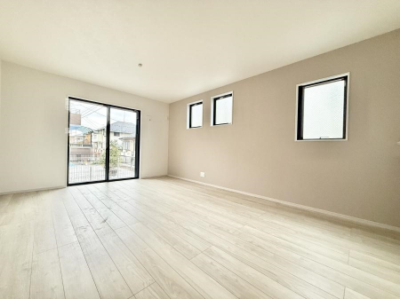 ���r���O�@���������R�Ɖ�b�����܂��A�S�n�悢�ЂƂƂ�