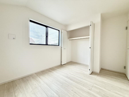 �Q���@���������̔z�u��ʋC���̗ǂ��݌v�ŕ����̋�C�������炸�A��ɐV�N�ȋ�C������܂�