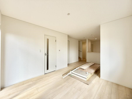 ���r���O�@���������R�Ɖ�b�����܂��A�S�n�悢�ЂƂƂ�