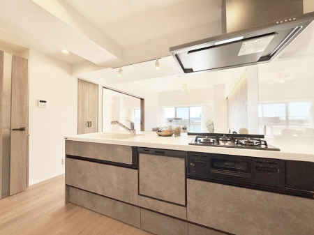 �L�b�`���@�������A�C�f�A�L����A�N���G�C�e�B�u�ȗ������