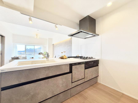 �L�b�`���@�����������������Ԃ����܂��A�Ί炠�ӂ��L�b�`��