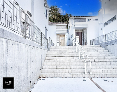 nOώʐ^@OρV炵n܂ꏊŁAƑJ[߂