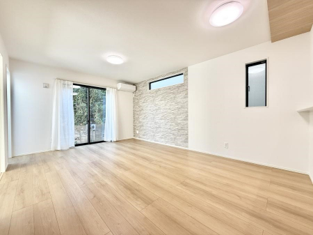 rO@Cɓ̏ꏊŁÂтƂԂ