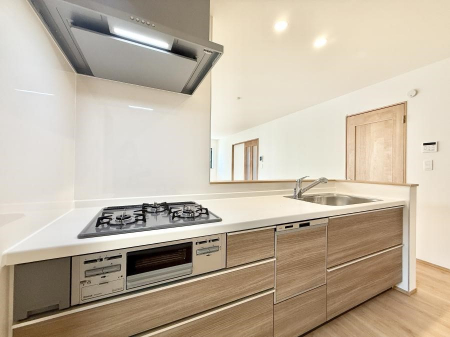 �L�b�`���@�������V���v���Ŕ������S�n�悢���Ԃ𐶂ރL�b�`�����