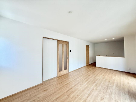 ���r���O�@���������R�Ɖ�b�����܂��A�S�n�悢�ЂƂƂ�