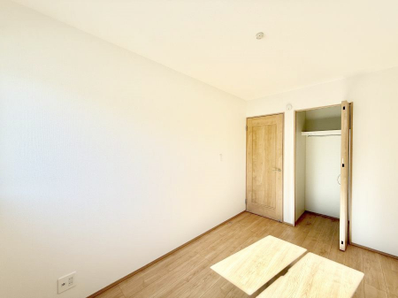 �q�������@�������v���C�x�[�g��ԂƂ��ĐÂ��ŗ�������������񋟂��Ă���܂�