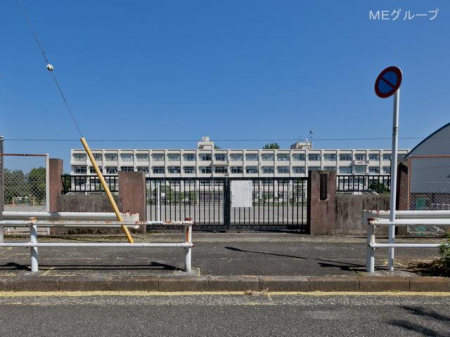 ���ӊ��@���w�Z 800m �����q�s���Бq�䏬�w�Z