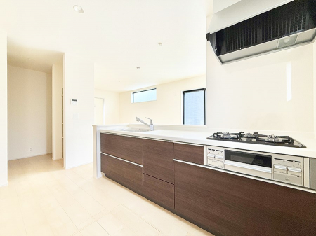 �L�b�`���@�������Ƒ����J��[�߂�A������̂���L�b�`��