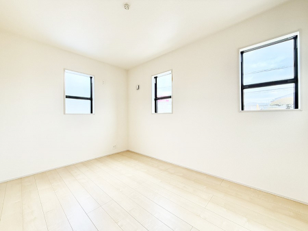 �Q���@���������̔z�u��ʋC���̗ǂ��݌v�ŕ����̋�C�������炸�A��ɐV�N�ȋ�C������܂�