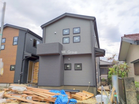 nOώʐ^@OρV炵n܂ꏊŁAƑJ[߂