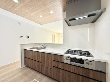 �L�b�`���@�������V���v���Ŕ������S�n�悢���Ԃ𐶂ރL�b�`�����