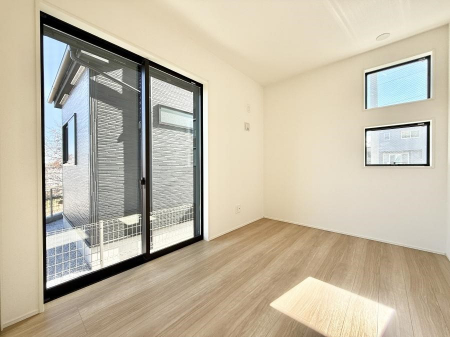 �q�������@�������v���C�x�[�g��ԂƂ��ĐÂ��ŗ�������������񋟂��Ă���܂�