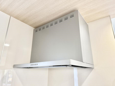 ���̑����ρ@�ݔ����t�[�h�ɕ����Ă���ׁA���������C��ɗU������A�����I�ɔr�����ł��܂�