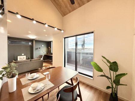 ���̑����ρ@�������Ƒ��̏Ί炪���ӂ��A���났�̋��