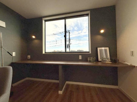 ���̑��@�������e�����[�N�Ȃǂɗ��p�ł���X�^�f�B�J�E���^�[�X�y�[�X������  