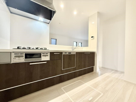 �L�b�`���@�������Ƒ����J��[�߂�A������̂���L�b�`��