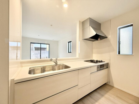 �L�b�`���@�������V���v���Ŕ������S�n�悢���Ԃ𐶂ރL�b�`�����