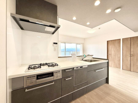 �L�b�`���@�����������������Ԃ����܂��A�Ί炠�ӂ��L�b�`��