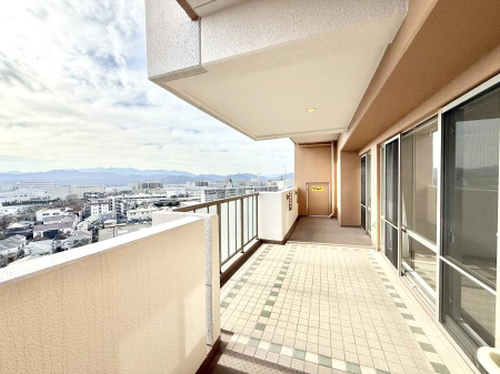 �o���R�j�[�@������ ��𒭂߂Ȃ���A�ق��ƈꑧ������ʂȋ��