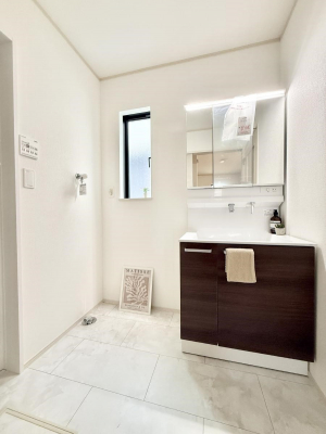 ���ʑ�E���ʏ��@���������̏������X���[�Y�ɂł���L���ł�