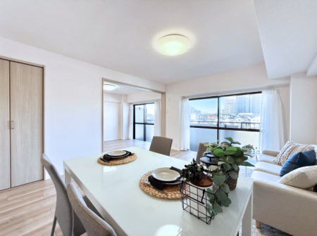 ���r���O�@�����������������Ɠ��ʂɂ���A�e���̋��