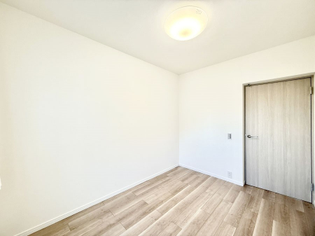 �q�������@�������v���C�x�[�g��ԂƂ��ĐÂ��ŗ�������������񋟂��Ă���܂�