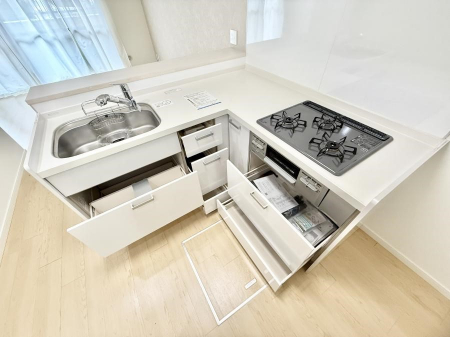 Lb`@ƑƂȂAR~jP[V̏