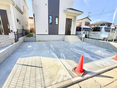 �@�O�ρ������̒��Ԃ����K��