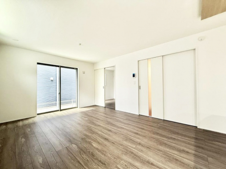 ���r���O�@�������V���v���������ґ�A��؂Ȑl�Ɖ߂����S���قǂ�����