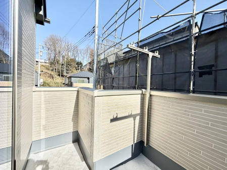 �o���R�j�[�@������ �G�߂̈ڂ낢����������J���I�ȋ�Ԃł�