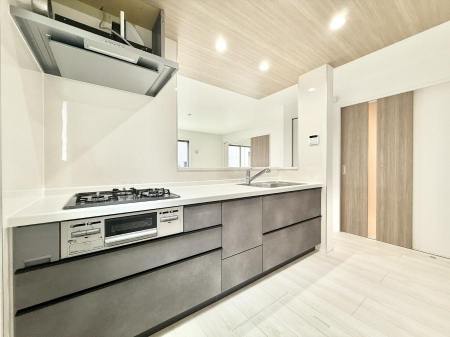 �L�b�`���@�������V���v���ŋ@�\�I�A�����g���₷���L�b�`��