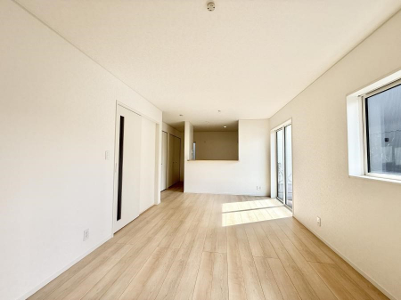 ���r���O�@���������R�Ɖ�b�����܂��A�S�n�悢�ЂƂƂ�