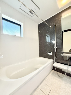 �����@�������������A������芰����o�X���[��