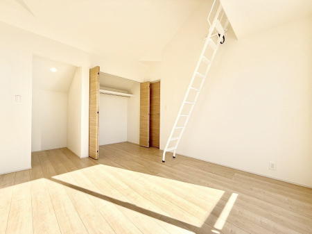 ̑ρ@F̂ŉ₩ȎԂy߂܂