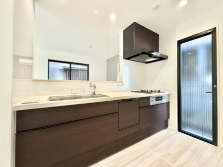 �L�b�`���@���������y���݂ƐH�ׂ�K����͂���L�b�`��