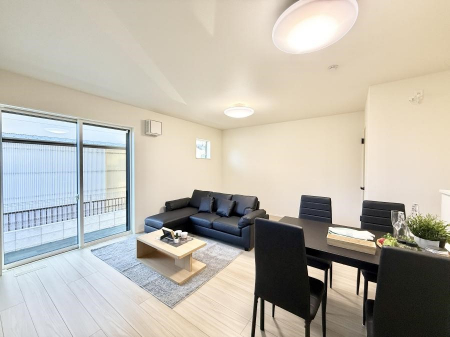 ���r���O�@���������ƕ���������A�����b�N�X�ł�����