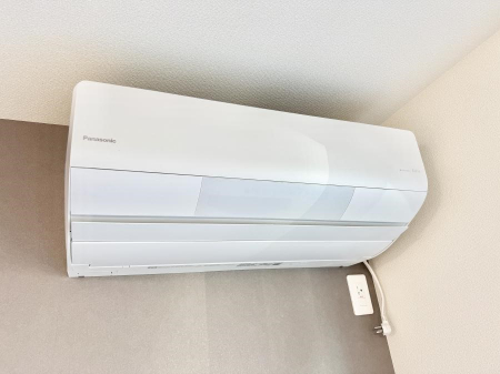 ���̑����ρ@�ݔ����G�A�R�����t���Ă���̂ŉ��K�Ŋ������ł���