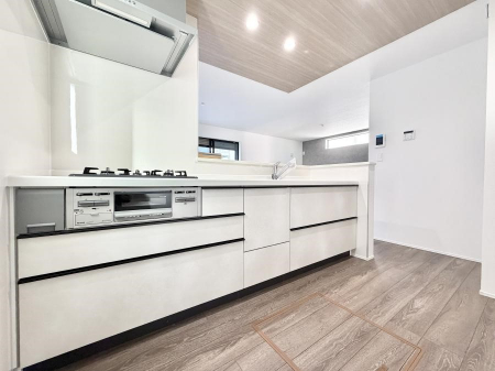 �L�b�`���@�������Ƒ����J��[�߂�A������̂���L�b�`��