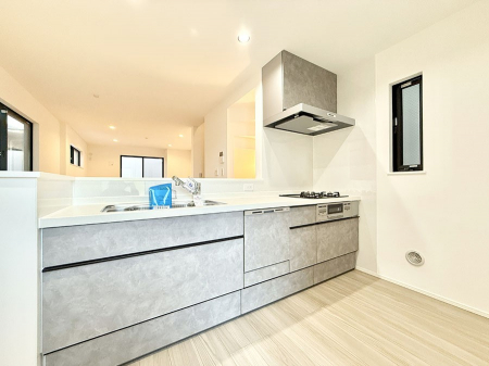 �L�b�`���@�������L���C�ɕЕt���A�g���₷���L�b�`��