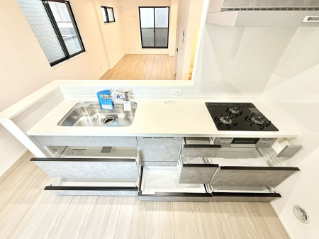 �L�b�`���@�������Ƒ����J��[�߂�A������̂���L�b�`��