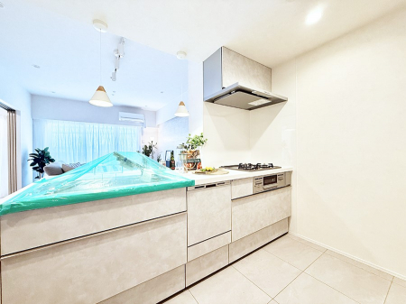 �L�b�`���@���������y���݂ƐH�ׂ�K����͂���L�b�`��