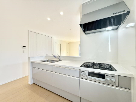 �L�b�`���@�����������������Ԃ����܂��A�Ί炠�ӂ��L�b�`��