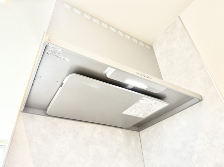 ���̑����ρ@�ݔ����������̏��C����������C��ɗU������A�����I�ɔr�����ł��܂��B