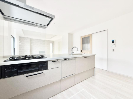 �L�b�`���@�������V���v���Ŕ������S�n�悢���Ԃ𐶂ރL�b�`�����