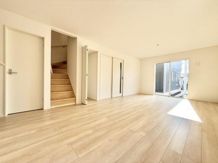 ���r���O�@�����������������Ɠ��ʂɂ���A�e���̋��