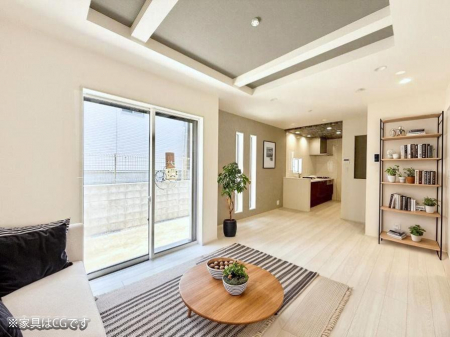 ���r���O�@���������났�ƏΊ炪�W�܂�A�S���܂郊�r���O