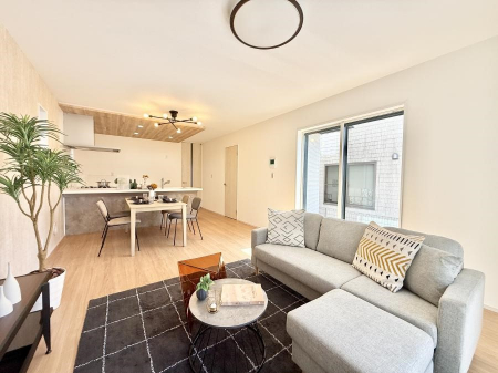 ���r���O�@���������났�ƏΊ炪�W�܂�A�S���܂郊�r���O