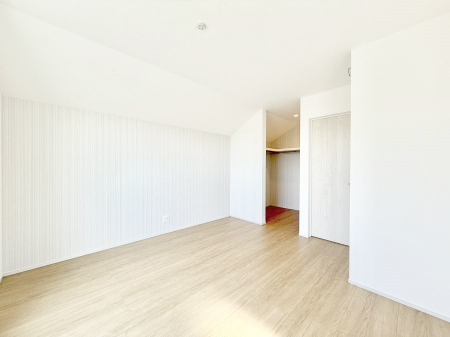 �Q���@���������̔z�u��ʋC���̗ǂ��݌v�ŕ����̋�C�������炸�A��ɐV�N�ȋ�C������܂�