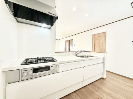 �L�b�`���@�����������������Ԃ����܂��A�Ί炠�ӂ��L�b�`��