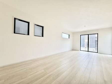 ���r���O�@����